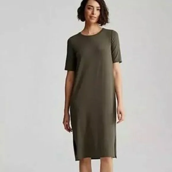 faithfull the brand green polka dot dress Faithfull the Brand Del Mar Smocked Mini Dress Green Polka Dot Crepe Size  Small